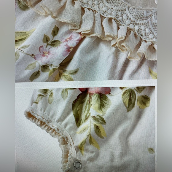 6-9mo lace romper or onesie infant - Picture 3 of 6
